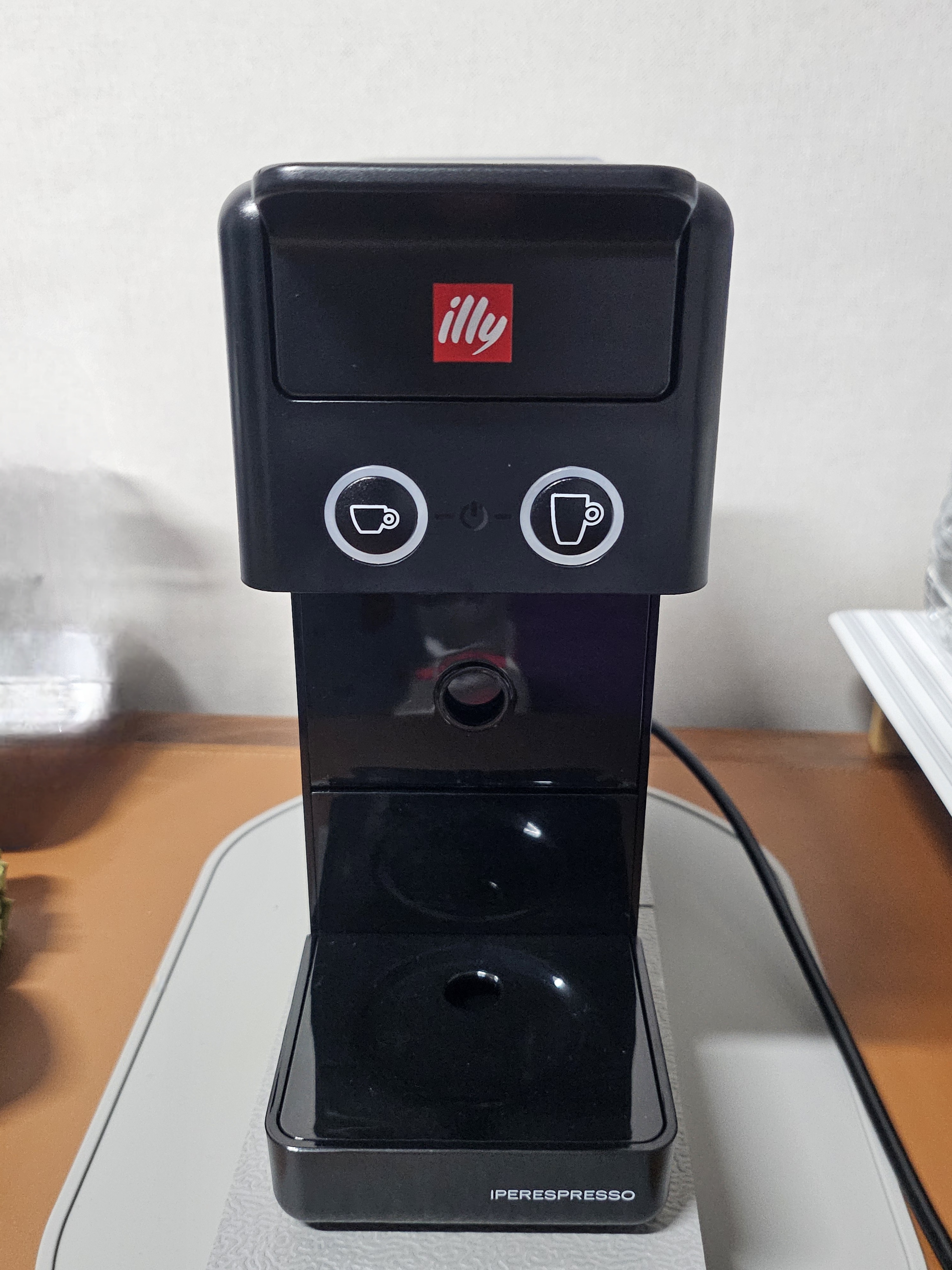 일리 커피머신 Y3.3 + 밀크프로더 + 일리컵 세트 일괄판매