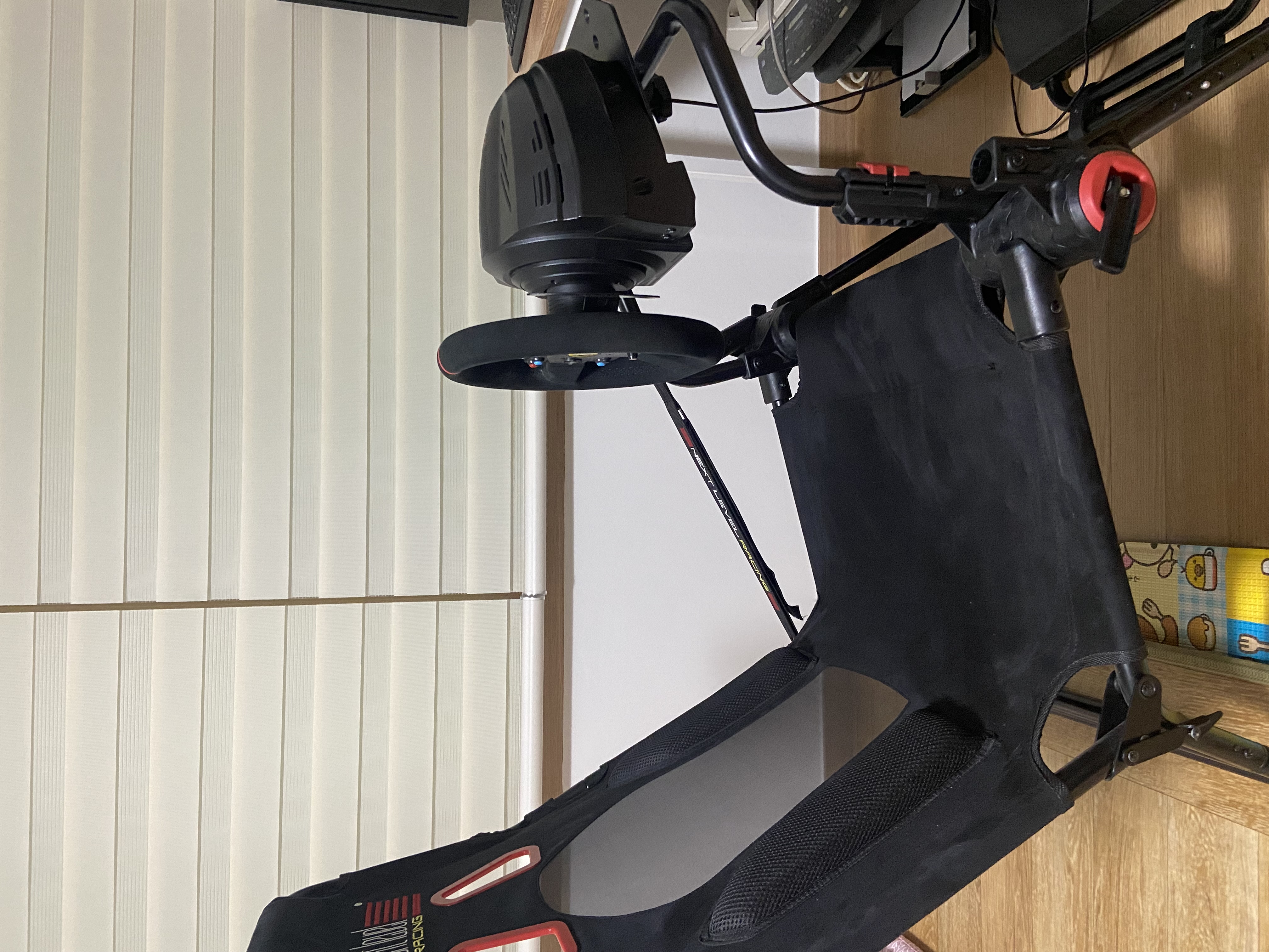 레이싱 휠 & GT Lite 거치대